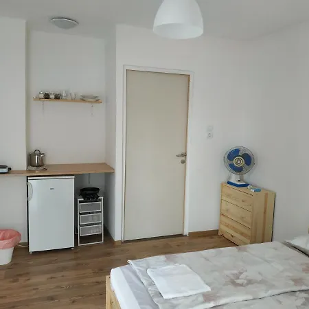 Bendeguz Apartman Apartment